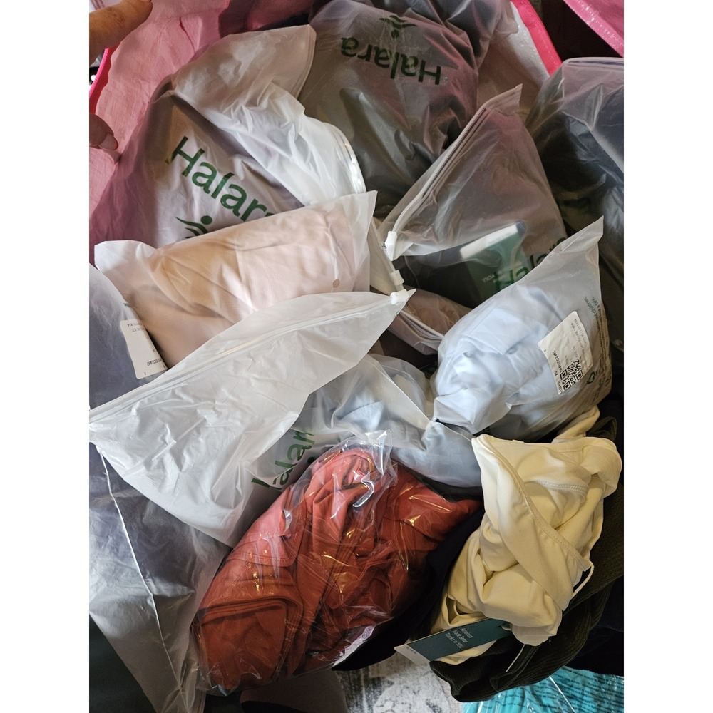 50+ Pieces of HALARA. All sizes  and styles. Dresses, Pants, Joggers, Shorts Etc